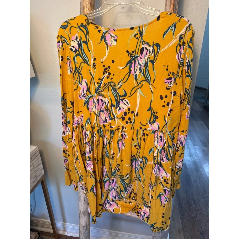 Free People Bella Floral Print Empire Tunic Top in golden yellow Size M‎ Boho
